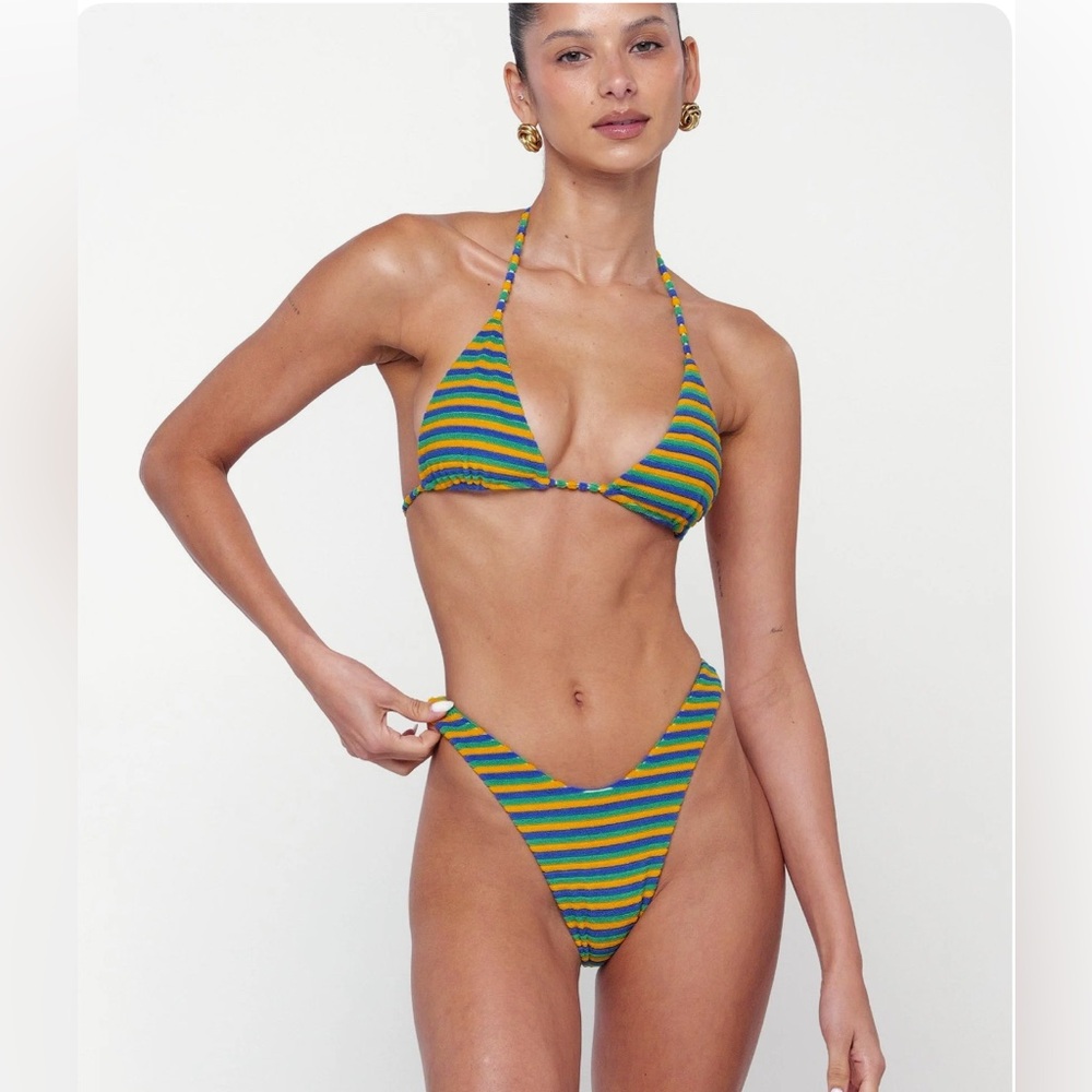 BNWT Striped Green and Yellow Bikini Set + Bucket hat - Picture 7 of 10